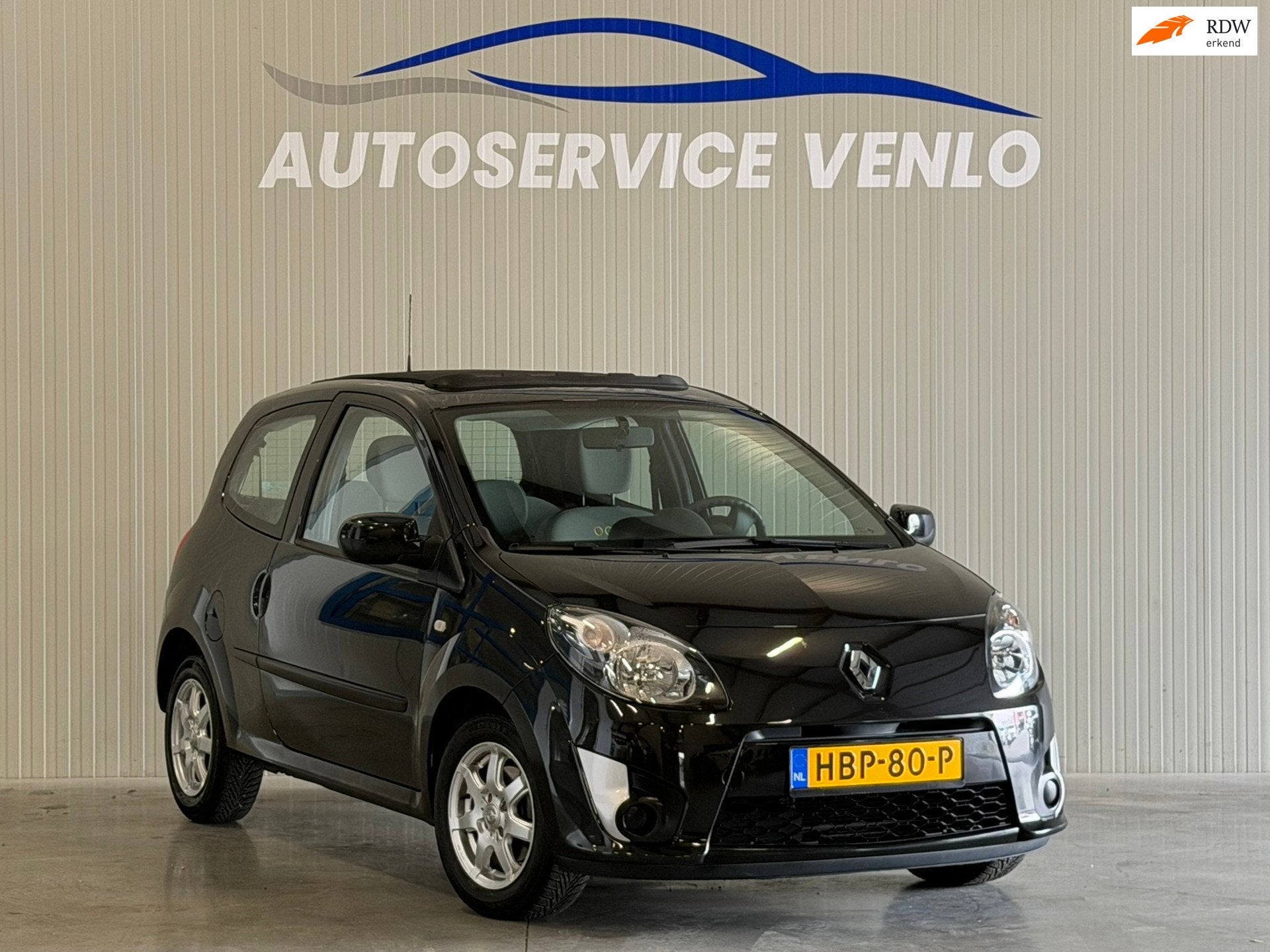 Renault TWINGO 1.2-16V Miss Sixty Zwart met Open dak, Voorwielaandrijving, Euro 5, Zwart, 4 cilinders