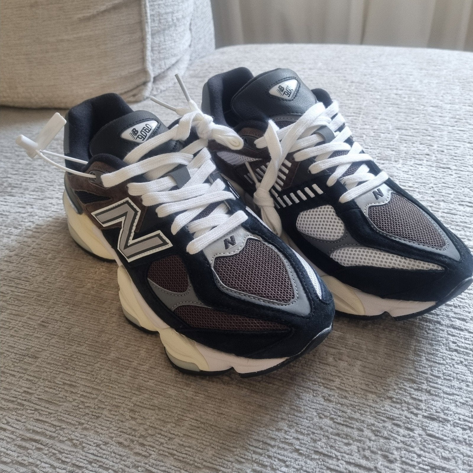 Nieuwe New Balance 9060 sneakers - Maat 43, Ophalen of Verzenden, Nieuw, New Balance, Sneakers of Gympen
