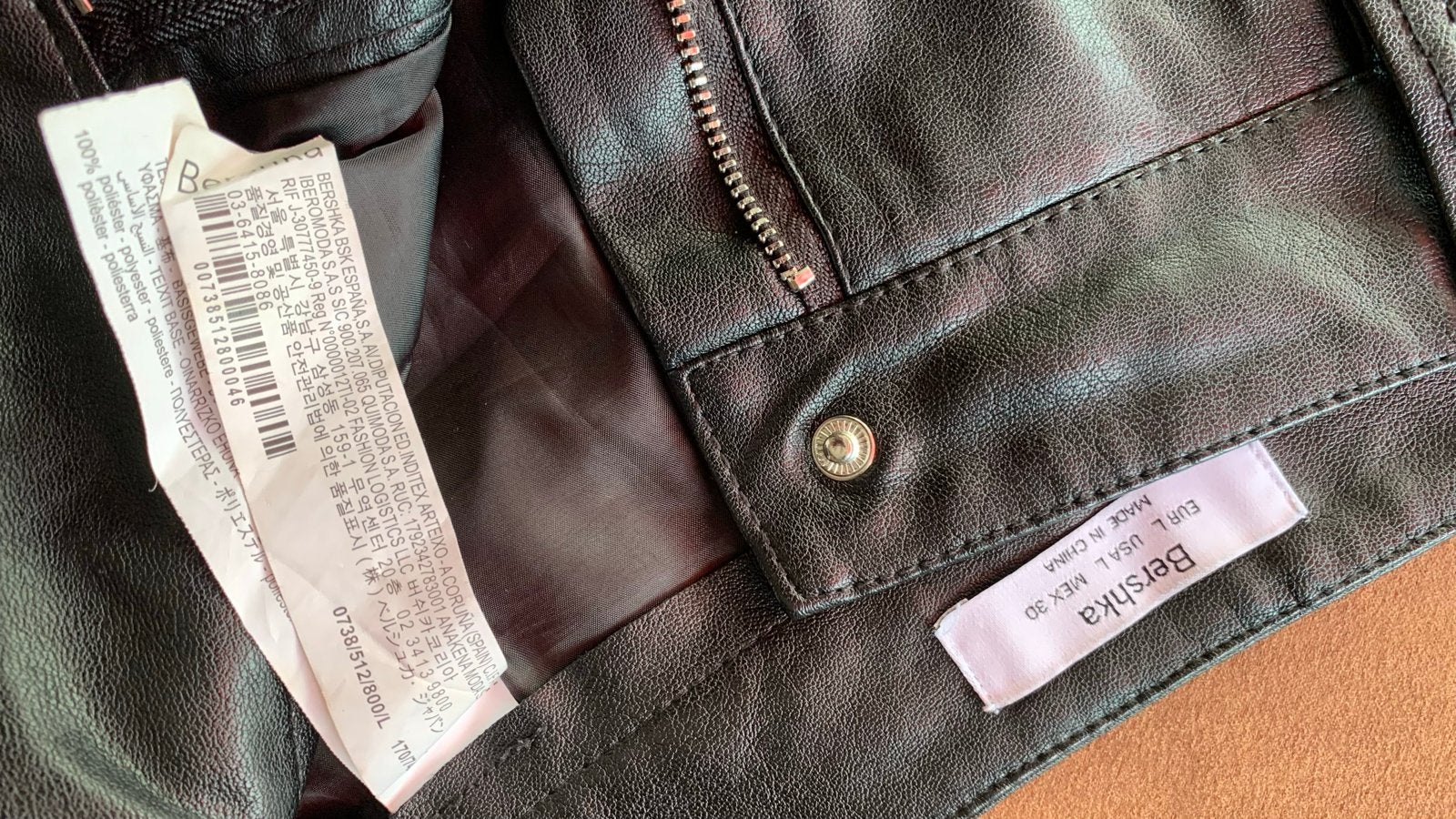 Bershka Zwart Faux Leren Minirok Maat L, Zwart, Maat 42/44 (L), Ophalen of Verzenden, Gedragen