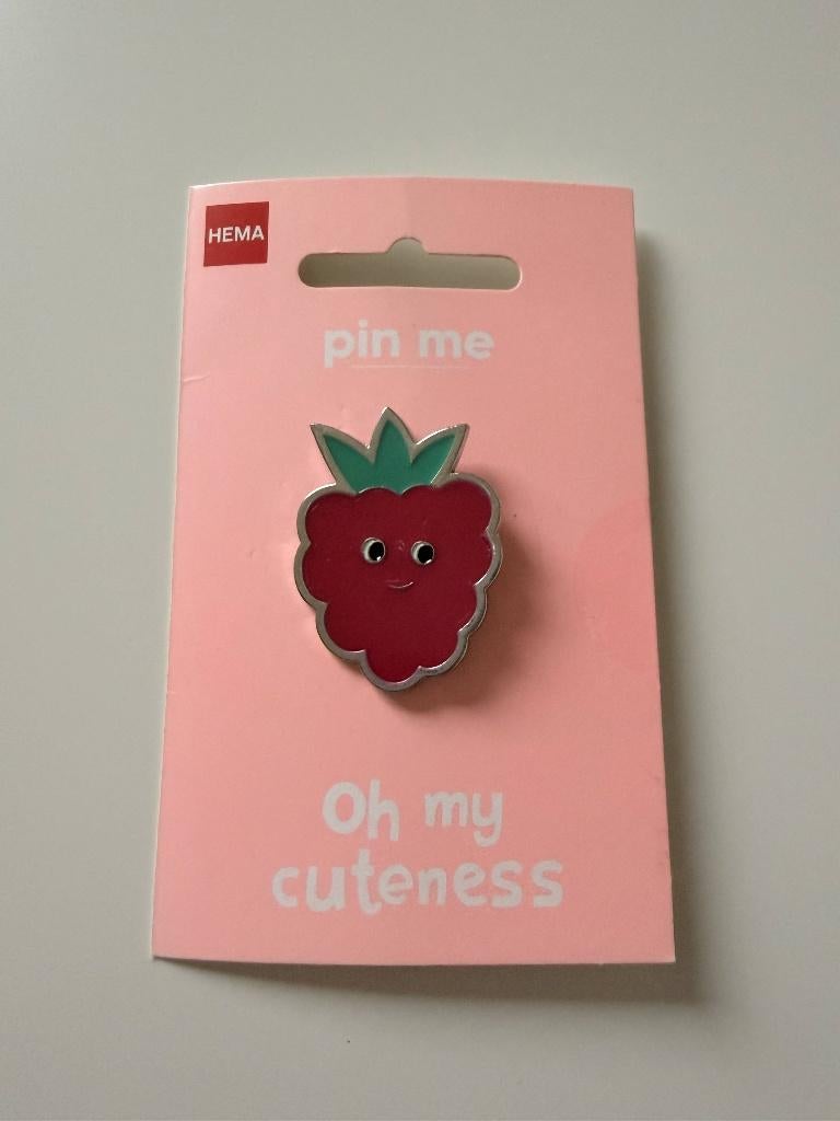 Aardbei strawberry pin / broche / speld, Verzenden, Nieuw, Overige onderwerpen, Speldje of Pin