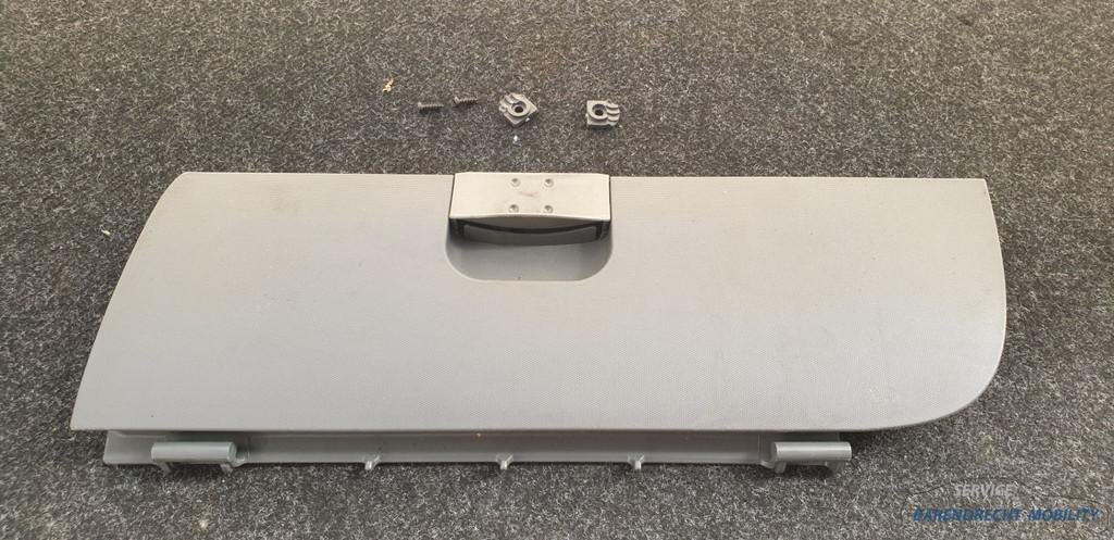 Klepje dasboard C1 107 Aygo dashboardkastje origineel gebrui, Info@toyota.co.jp, Gebruikt, Citroën, Toyota Motor Corporation