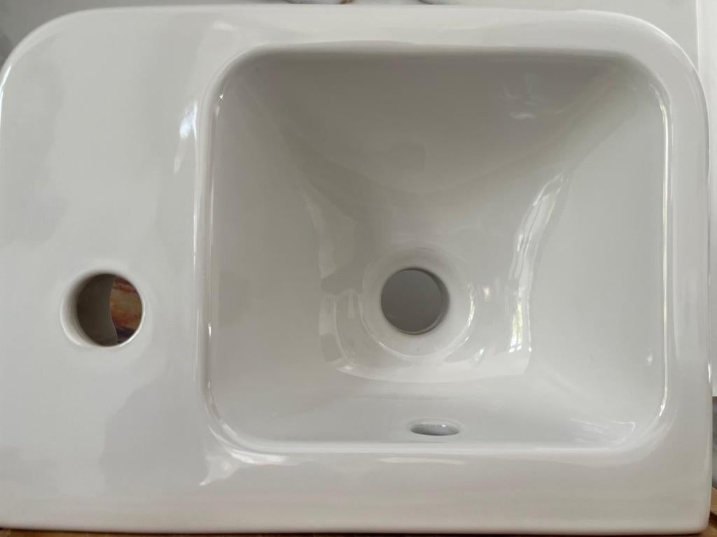 WC fonteintje (Villeroy & Boch), Doe-het-zelf en Verbouw, Sanitair, Ophalen, Nieuw, Steen, Toilet