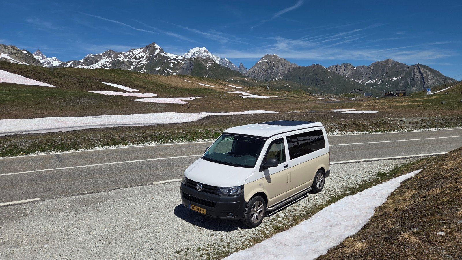 VW Transporter T5.1 Off-grid Bedrijfsbus / Camper, Caravans en Kamperen, Campers, Particulier, Buscamper of Camperbus, Volkswagen