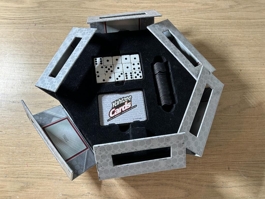 Yahtzee Cards Bordspel, Hobby en Vrije tijd, Gezelschapsspellen | Bordspellen, Ophalen of Verzenden, Zo goed als nieuw