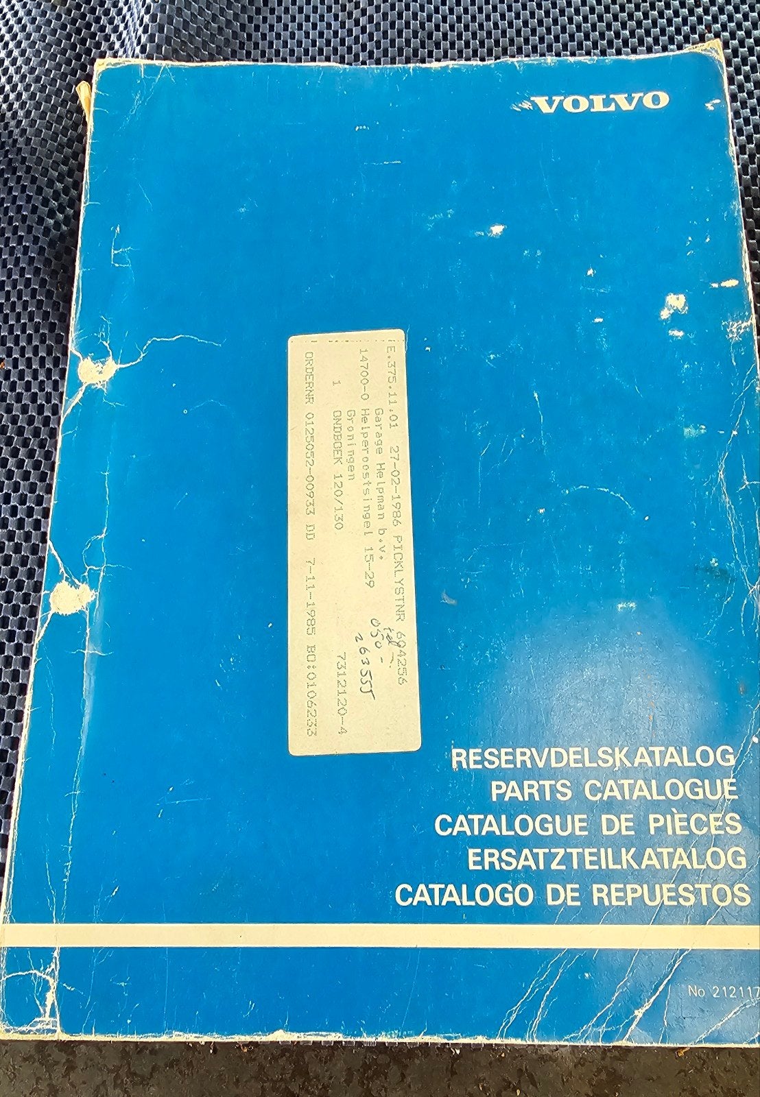 Onderdelencatalogus VOLVO P120, P130, P220 met B18 motor, Boeken, Auto's | Boeken, Ophalen of Verzenden