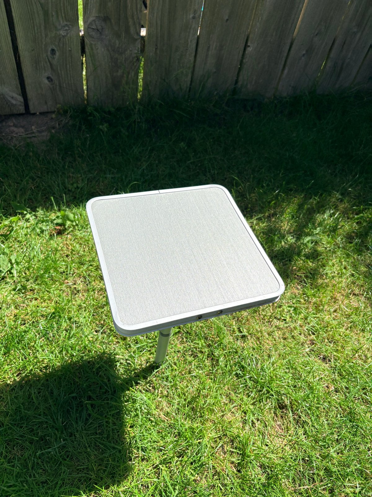 Handige Priktafel Camping - Compact en Draagbaar (26x26x43), Ophalen of Verzenden, Gebruikt