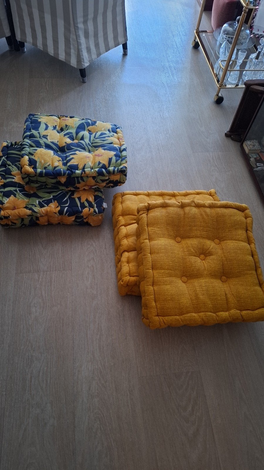 Hele mooie kuasens 50x50 cm in uitstekende, Ophalen, Zo goed als nieuw