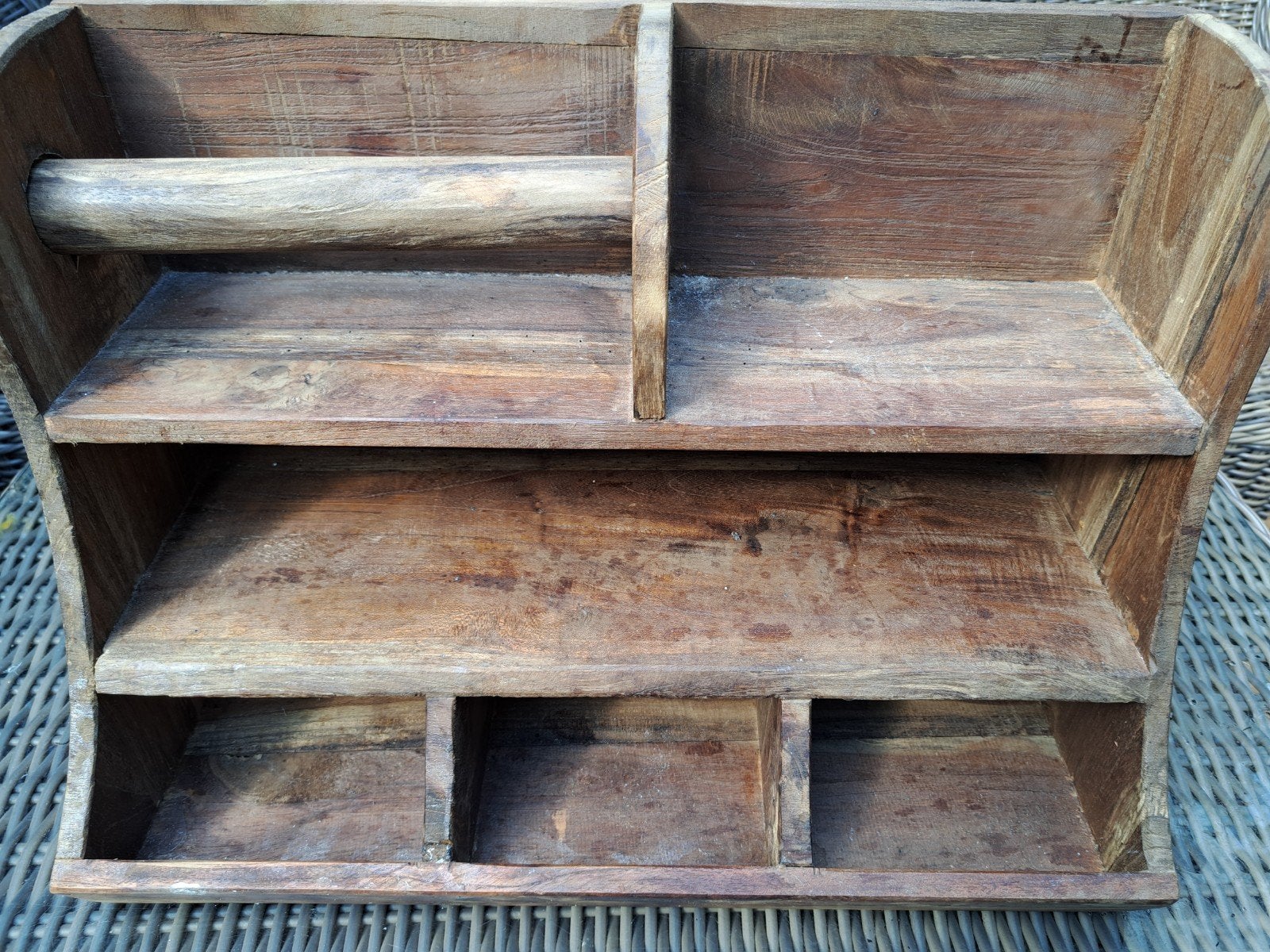 Vintage houten wandrekje/organizer, Ophalen
