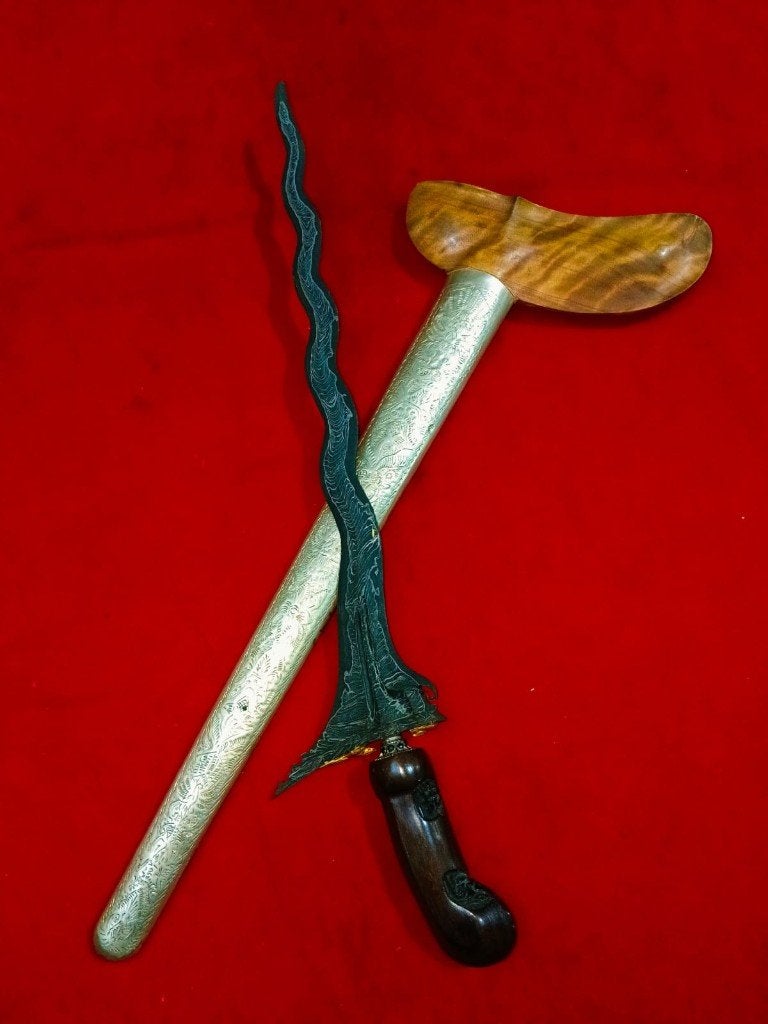 Antieke Keris Sabuk Inten 11 Luk Toya Mambeg Timoho SVG68, Verzenden, Overige materialen, Indonesië, Meerkleurig