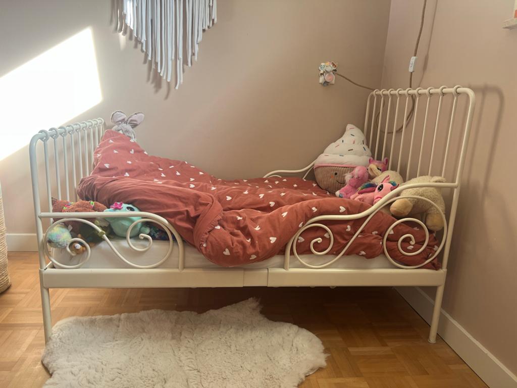 Ikea Minnen uitschuifbed met matras en beddengoed, Ophalen, Gebruikt, 70 tot 85 cm, Lattenbodem