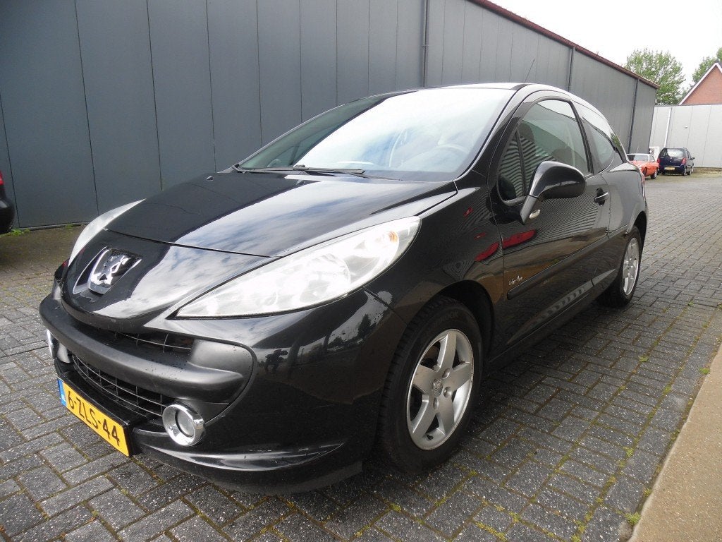 Peugeot 207 1.4 XR, Voorwielaandrijving, 4 cilinders, Bedrijf, Handgeschakeld