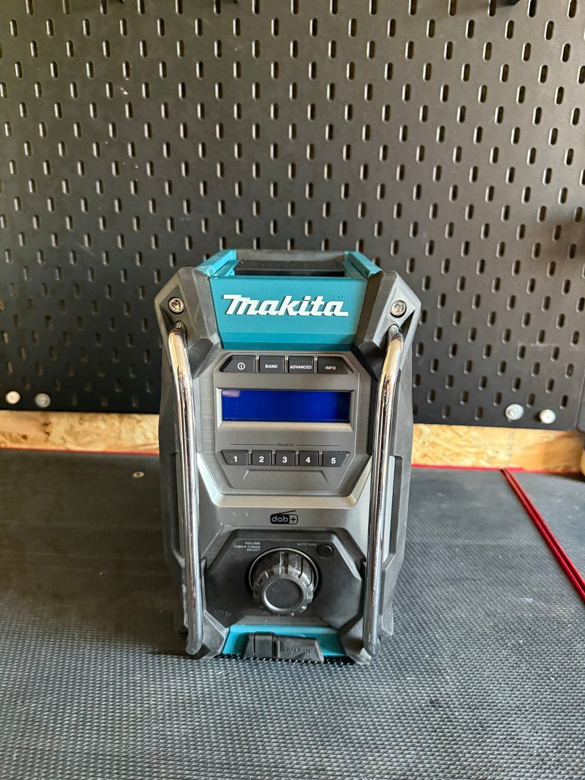 Makita MR003G Bouwradio DAB+ XGT LXT CXT, Ophalen of Verzenden, Zo goed als nieuw, Bouwradio