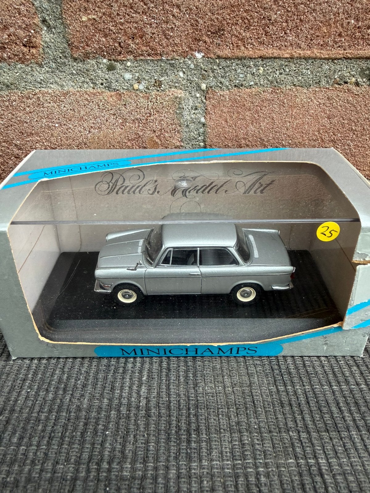 1:43 Minichamps BMW 700 LS, Ophalen of Verzenden, Zo goed als nieuw, Auto, MiniChamps