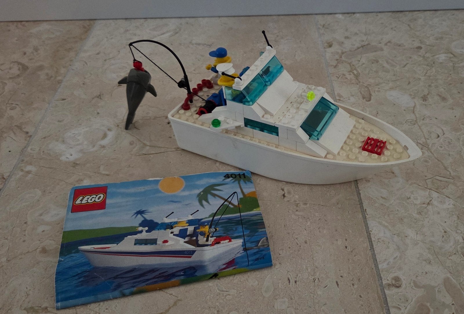 Lego boot met visser en haai - set 4011, Kinderen en Baby's, Ophalen of Verzenden, Gebruikt