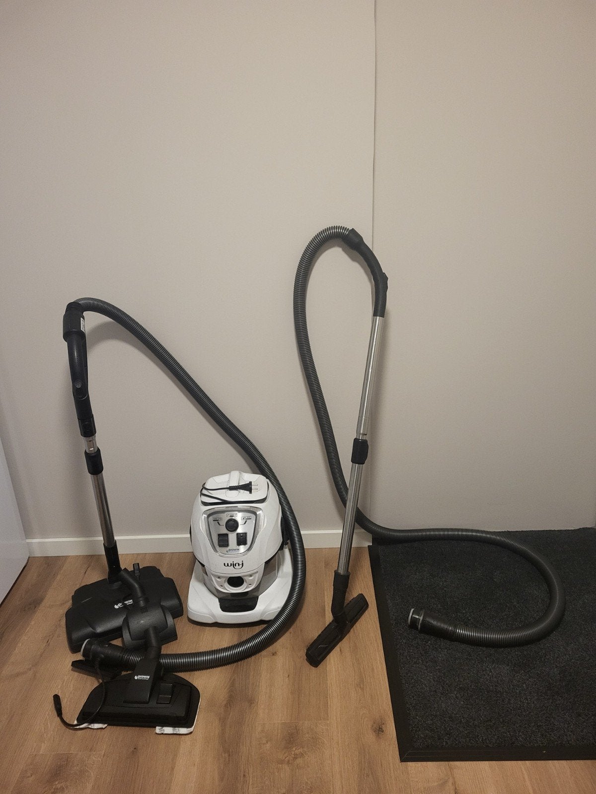 Prowin Win-i Combi-reiniger - Krachtige Allesreiniger, Witgoed en Apparatuur, Overige merken, Gebruikt, Dweilfunctie, Minder dan 1200 watt