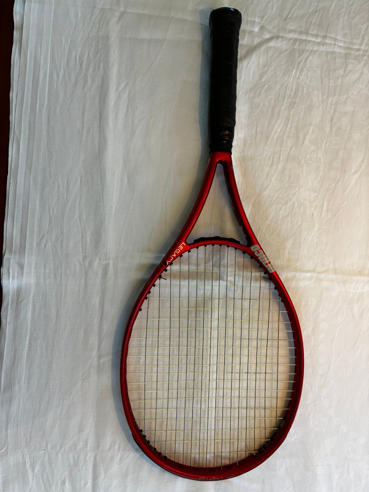Prince O3 Legacy tennis racket weinig gebruikt, gripmaat 5, Sport en Fitness, Ophalen of Verzenden, Zo goed als nieuw, Racket