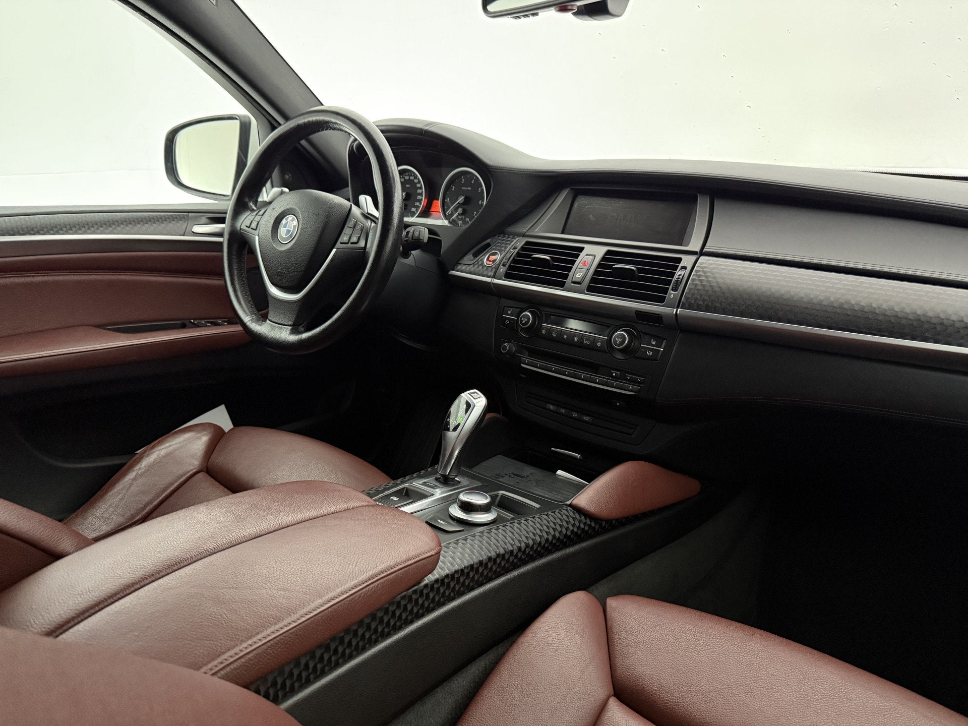 Foto 4 van BMW X6 xDrive High Executive 408PK | Youngtimer | Camera | M