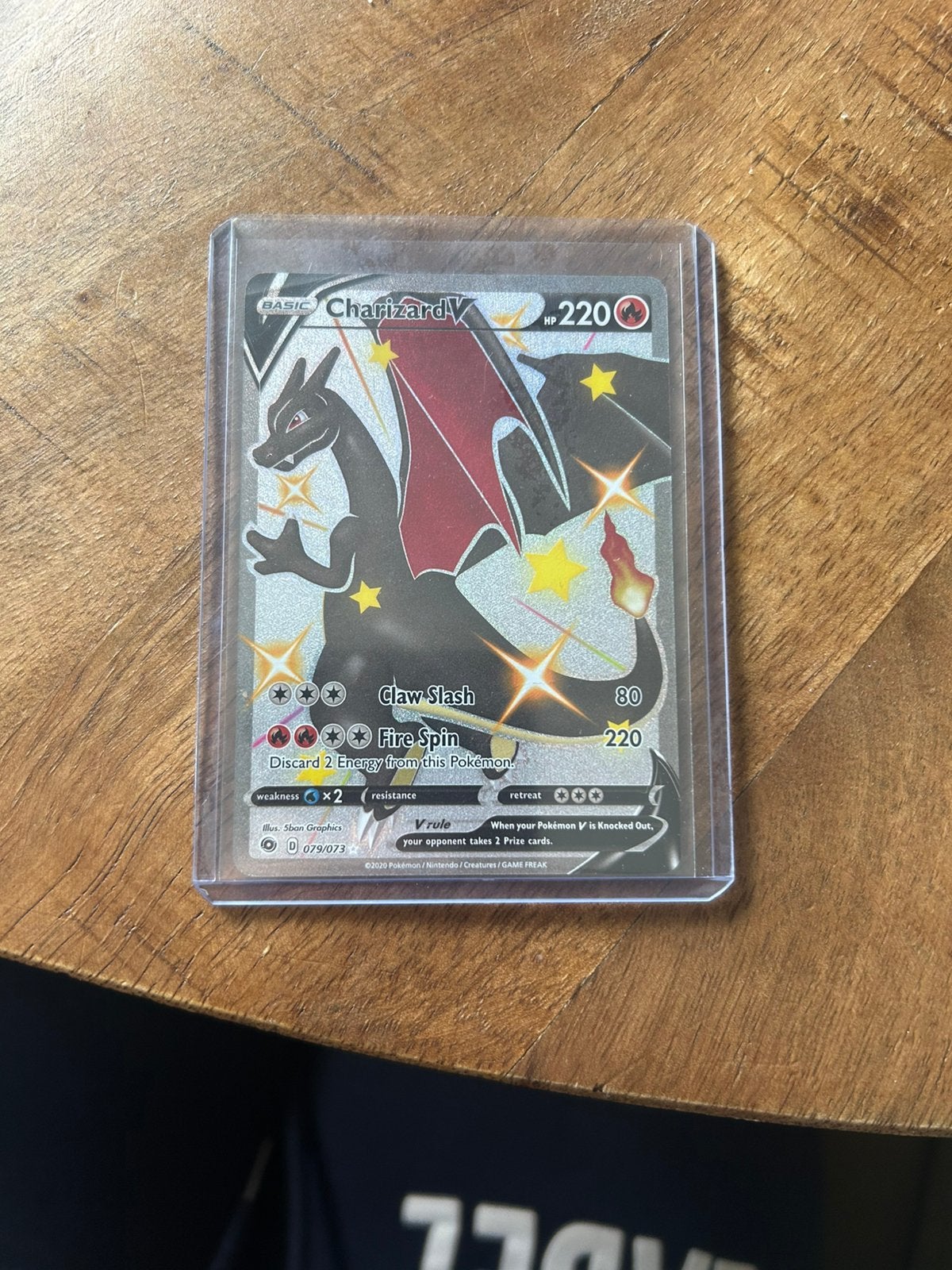 Charizard V, Ophalen of Verzenden, Nieuw