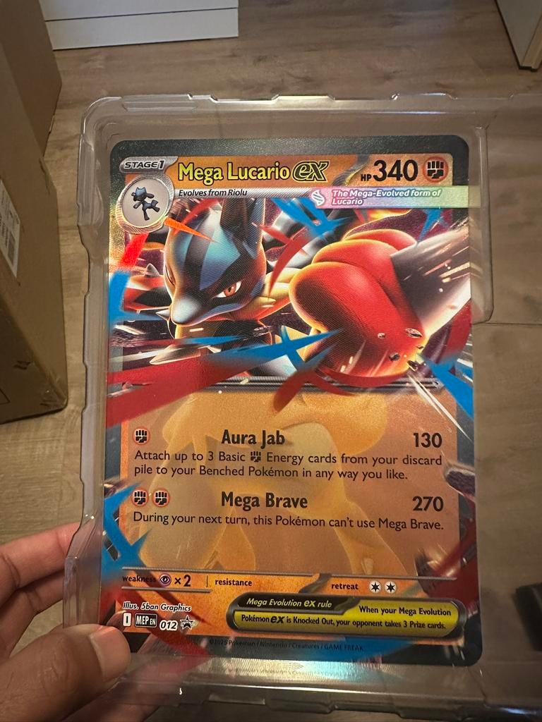 Mega lucario ex 012 oversized jumbo pokemon kaart, Ophalen of Verzenden, Nieuw, Losse kaart, Foil