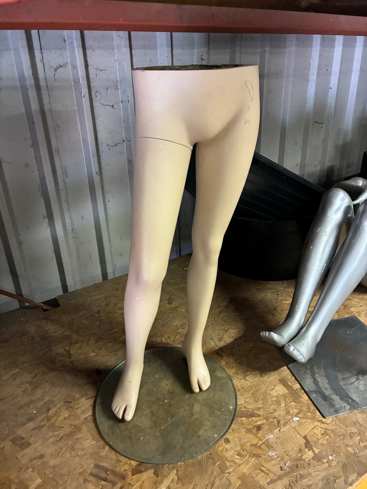 Mannequin onderlichaam met standaard, Ophalen of Verzenden, Gebruikt, Pop