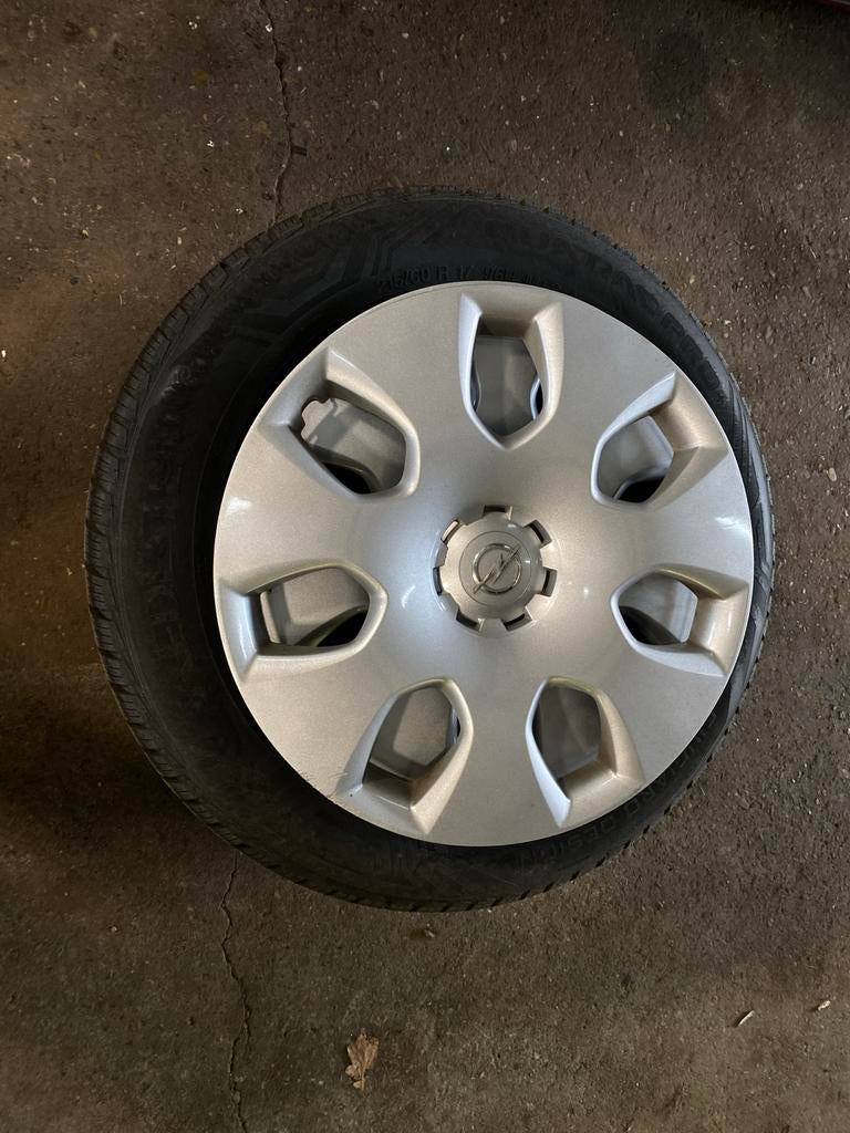 All Season banden 215/60/17 met velgen Opel Astra Sports Tou, Auto-onderdelen, Banden en Velgen, Ophalen, Banden en Velgen, Jdjdjd