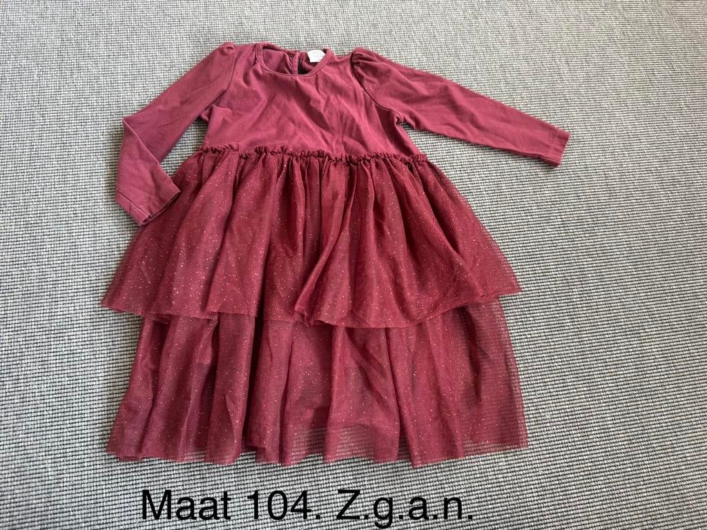 Mooie jurk met tule rok, maat 104, Ophalen of Verzenden, Zo goed als nieuw, Meisje, Jurk of Rok
