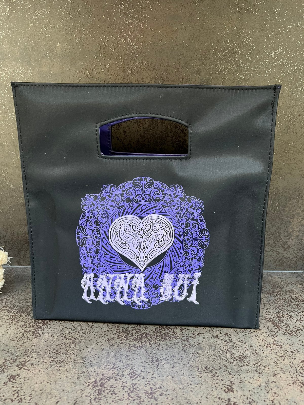 Anna Sui handtasje zonder inhoud, Ophalen, Zo goed als nieuw, Toebehoren