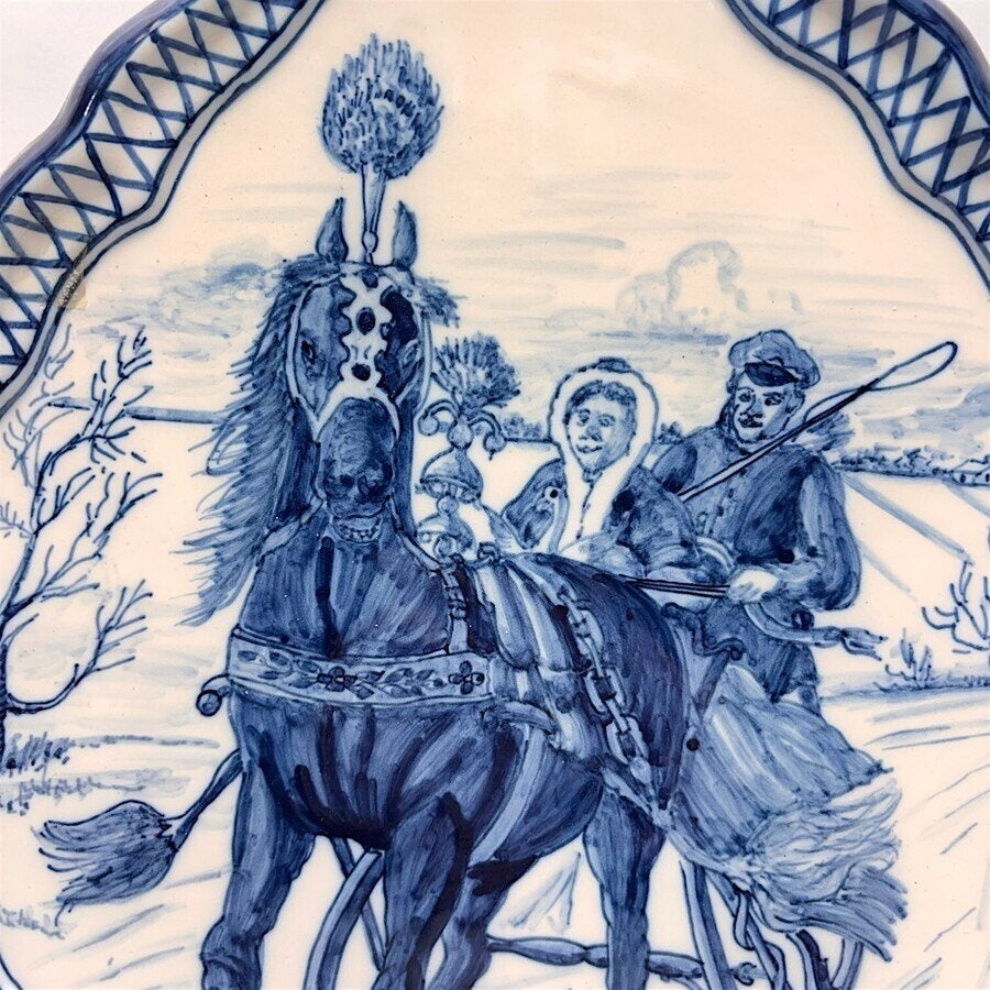 Aardewerken plaquette met arreslee, Makkum, 20e eeuws, Antiek en Kunst, Ophalen of Verzenden
