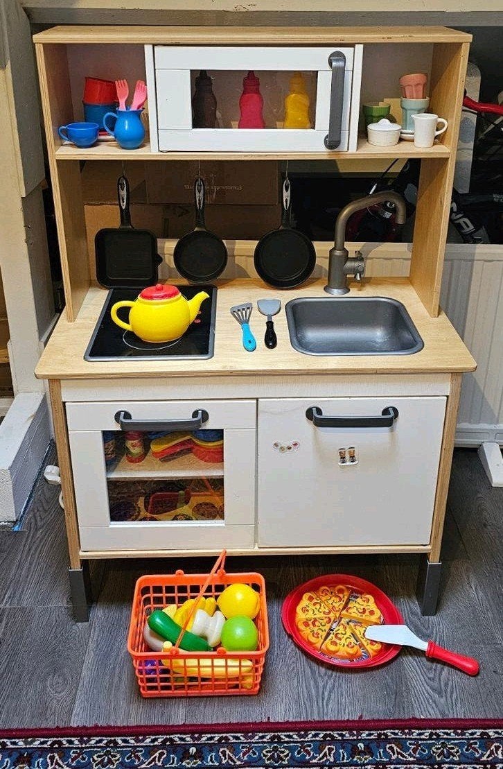 IKEA Speelkeuken met accessoires, Kinderen en Baby's, Speelgoed | Educatief en Creatief, Ophalen, Zo goed als nieuw, Knutselen
