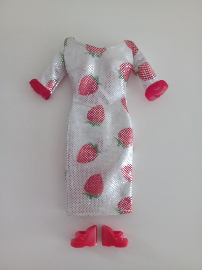 Barbie Fruit Fashion Avenue Jurkje met Schoentjes, Ophalen of Verzenden, Zo goed als nieuw, Kleertjes