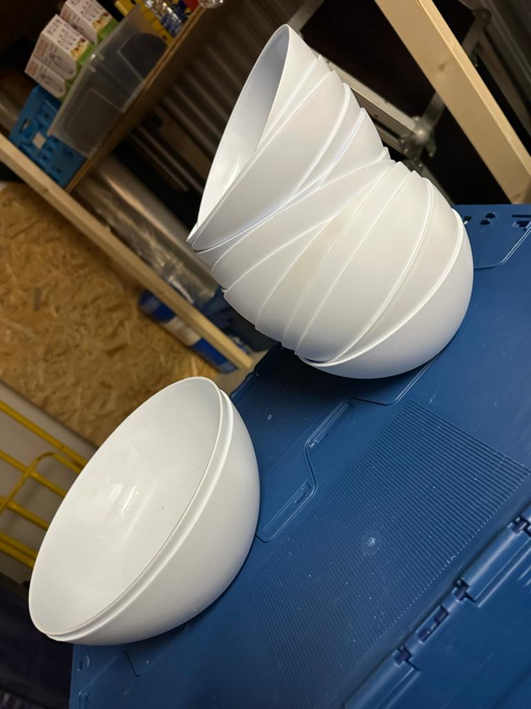 16 Witte Halve Bollen - Decoratie Knutselmateriaal of schaal, Ophalen, Kunststof, Gebruikt, Schaal