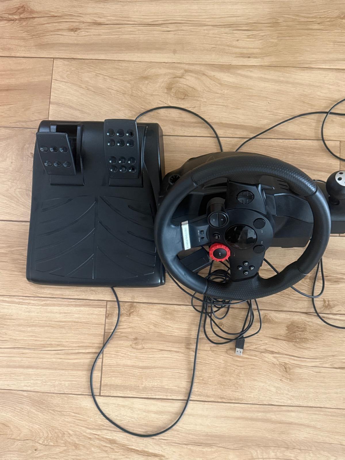 De Logitech Driving Force GT, Ophalen, Zo goed als nieuw