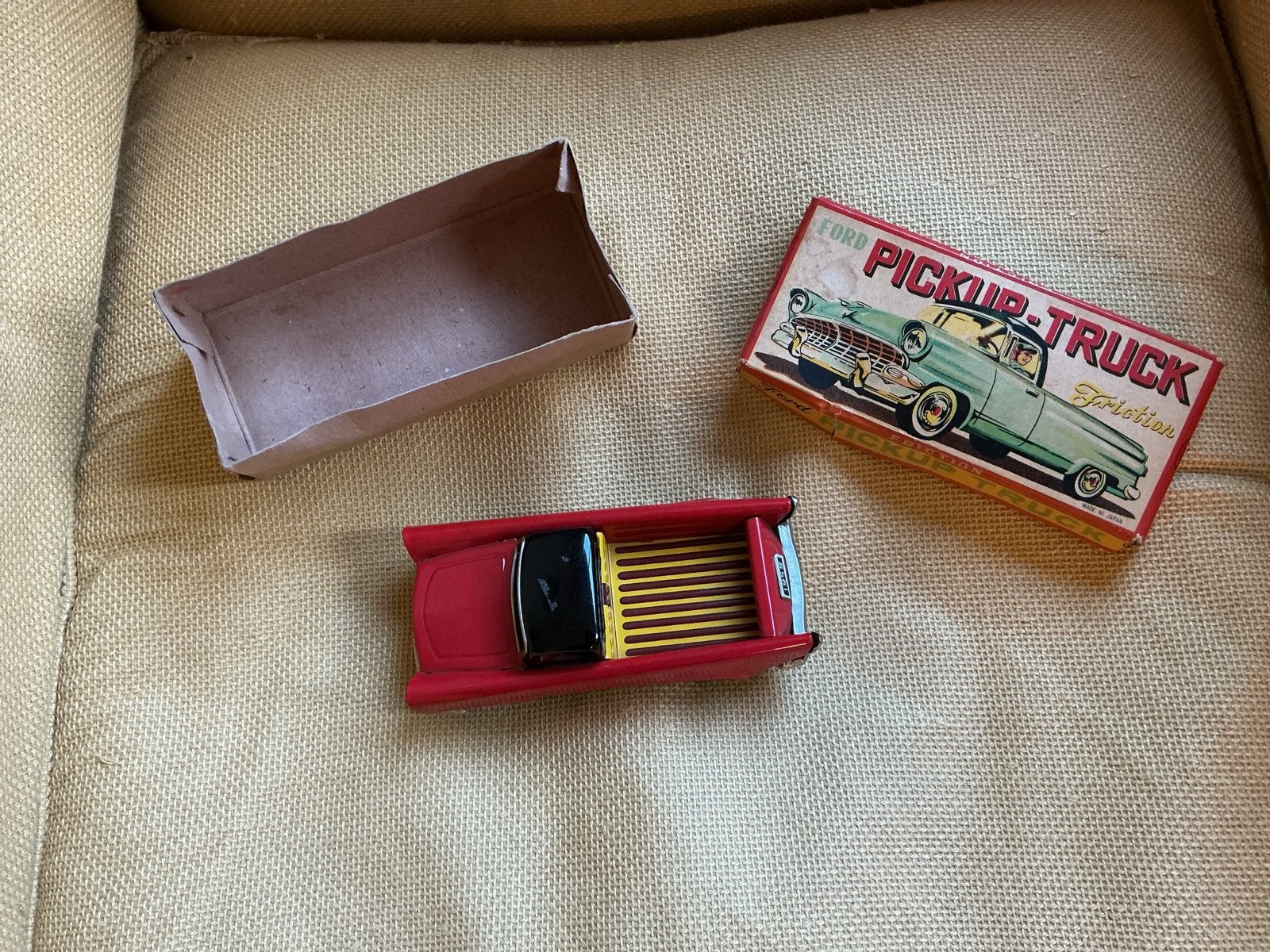 Vintage Ford Pickup-Truck friction speelgoedauto made japan, Ophalen of Verzenden, Zo goed als nieuw
