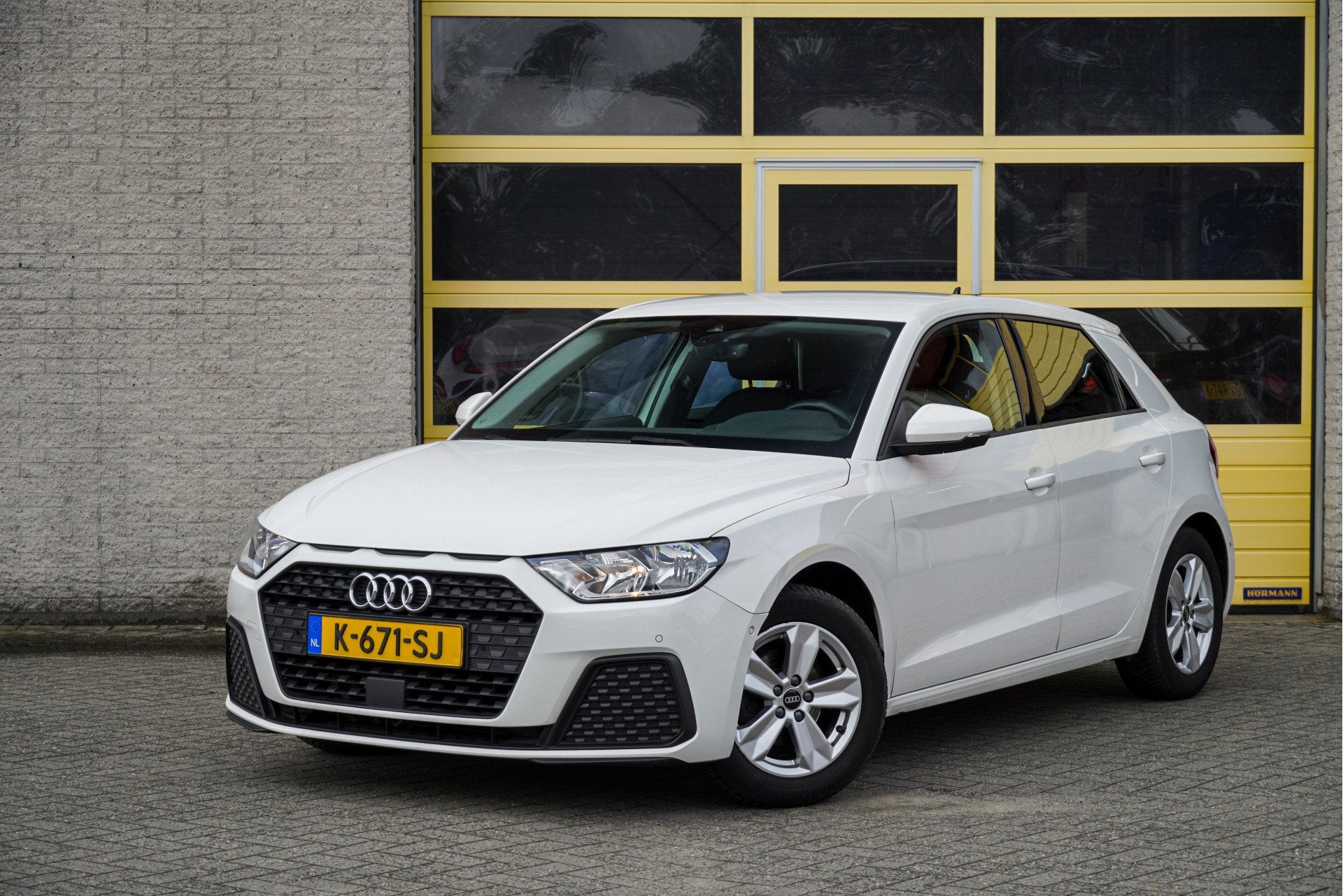 Audi A1 Sportback 25 TFSI 5drs Pro Line BJ2021 Lmv 15" | Pdc, Auto's, Dealer onderhouden, Stof, Origineel Nederlands, Bedrijf