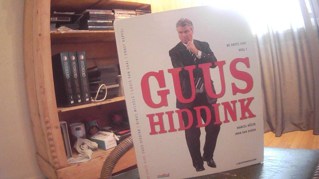 Guus Hiddink, Boeken, Ophalen of Verzenden, Zo goed als nieuw, Onbekend, Balsport