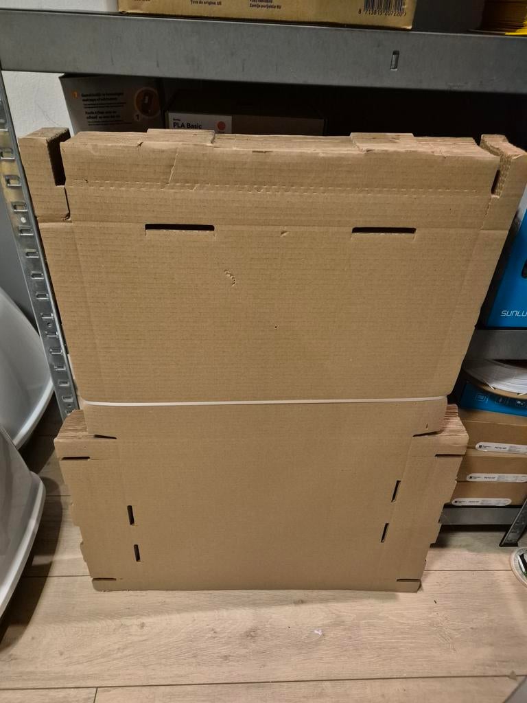 25x Vouwdozen Golfkarton 430x310x40mm met vaste deksel, Doe-het-zelf en Verbouw, Kratten en Dozen, Ophalen, Doos, Minder dan 50 cm