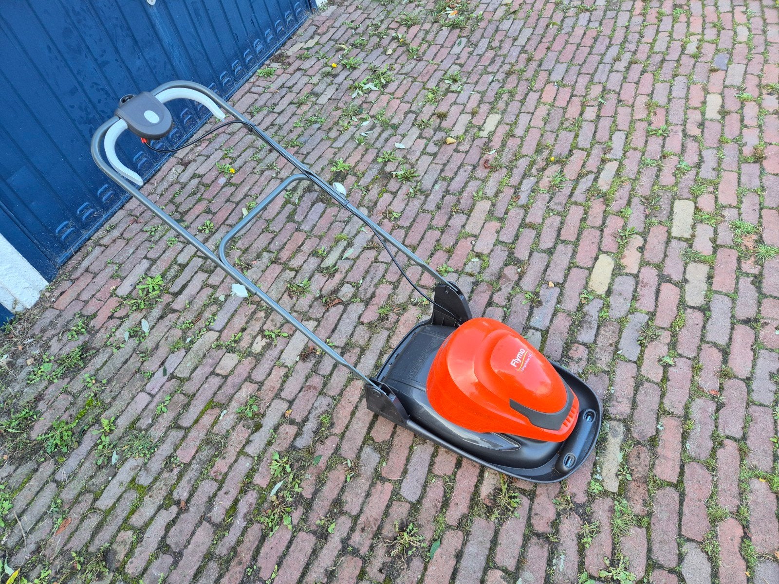 Nieuwe Flymo simpliGlide 330, Ophalen, Elektrische grasmaaier, Nieuw, Flymo