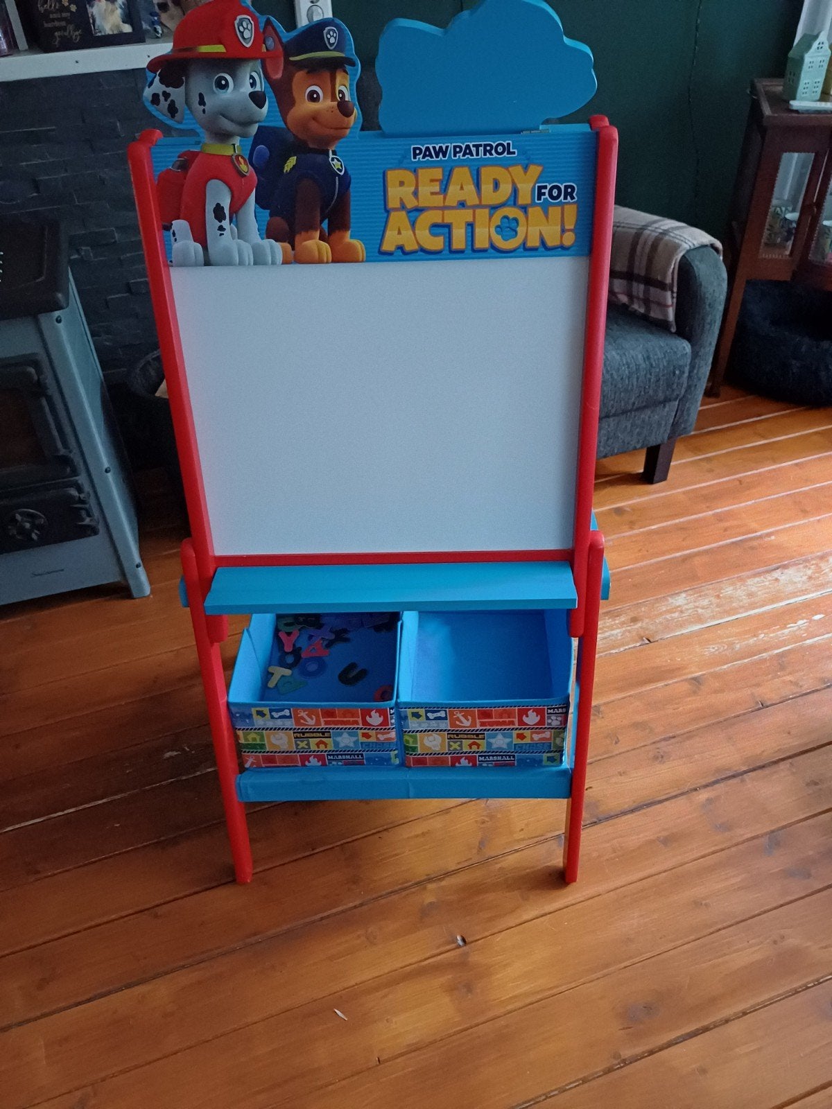 Te koop Paw Patrol Tekenbord / Schoolbord met opbergbakken, Kinderen en Baby's, Speelgoed | Educatief en Creatief, Gebruikt, Knutselen