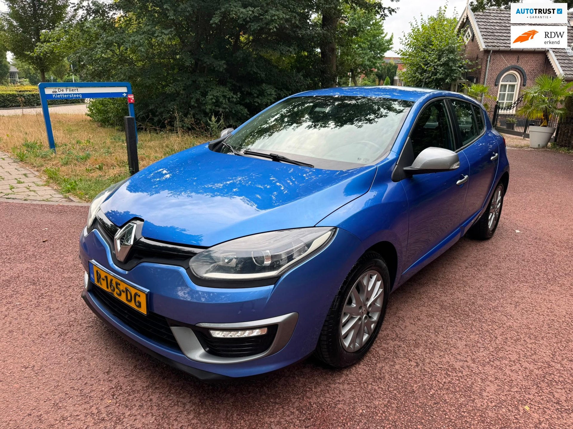 Renault Mégane 1.2 TCe Bose / Navi / Airco / Xenon / NAP /, Auto's, Voorwielaandrijving, Euro 5, Gebruikt, 4 cilinders