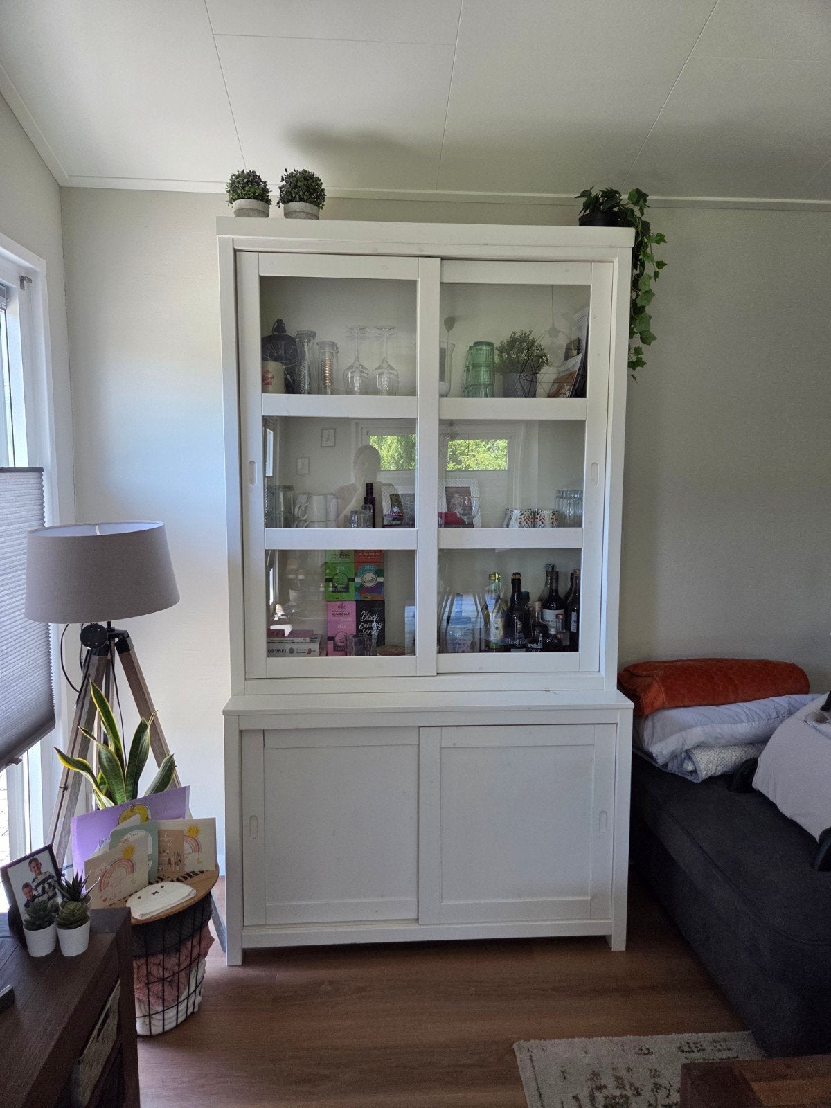 Buffetkast wit 120x49x215 cm - Boven- en onderstuk los, Ophalen, 100 tot 150 cm, 200 cm of meer, 25 tot 50 cm