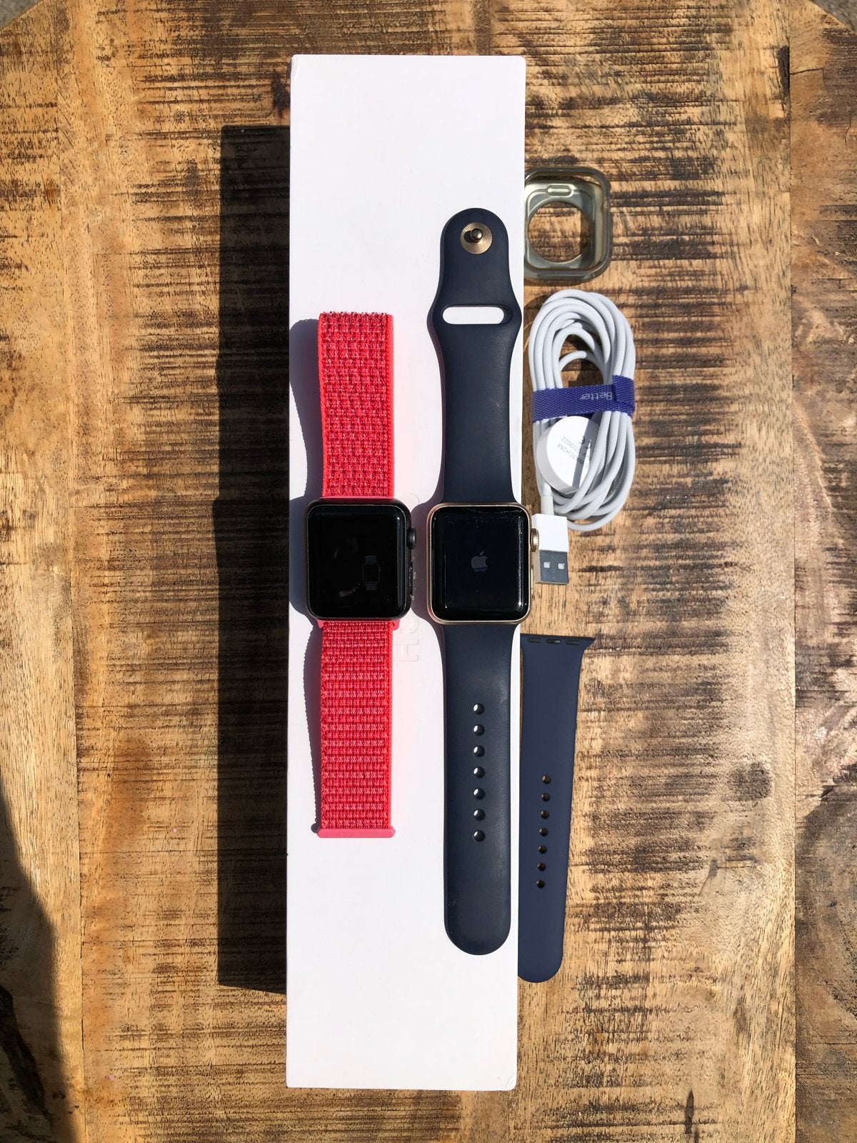 Apple Watch Series 1 & 2 (38mm) met bandjes en lader, Gebruikt, Hartslag, Zwart, IOS
