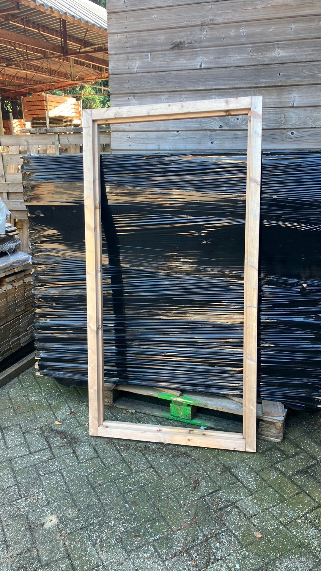 Vuren kozijn 181.5x94cm meerdere stuks, Ophalen, Zo goed als nieuw, Hout, Raamkozijn