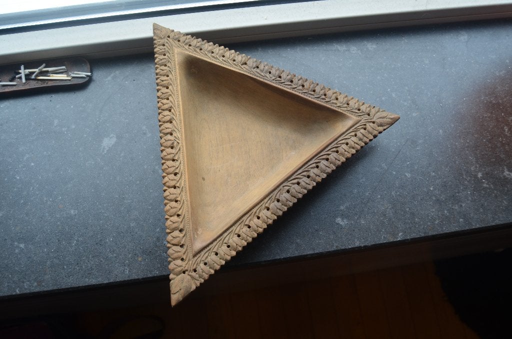2 Leuke (Indische?) houten bakjes in goede staat, Gebruikt, Overige typen, Ophalen of Verzenden, Overige vormen