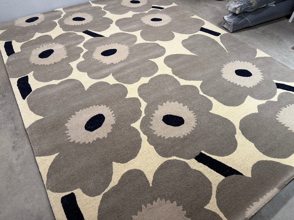 Brink en Campman Unikko Greige Vloerkleed 250x350 cm, Ophalen of Verzenden, Modern, Bloemmotief, Onbekend, Rechthoekig