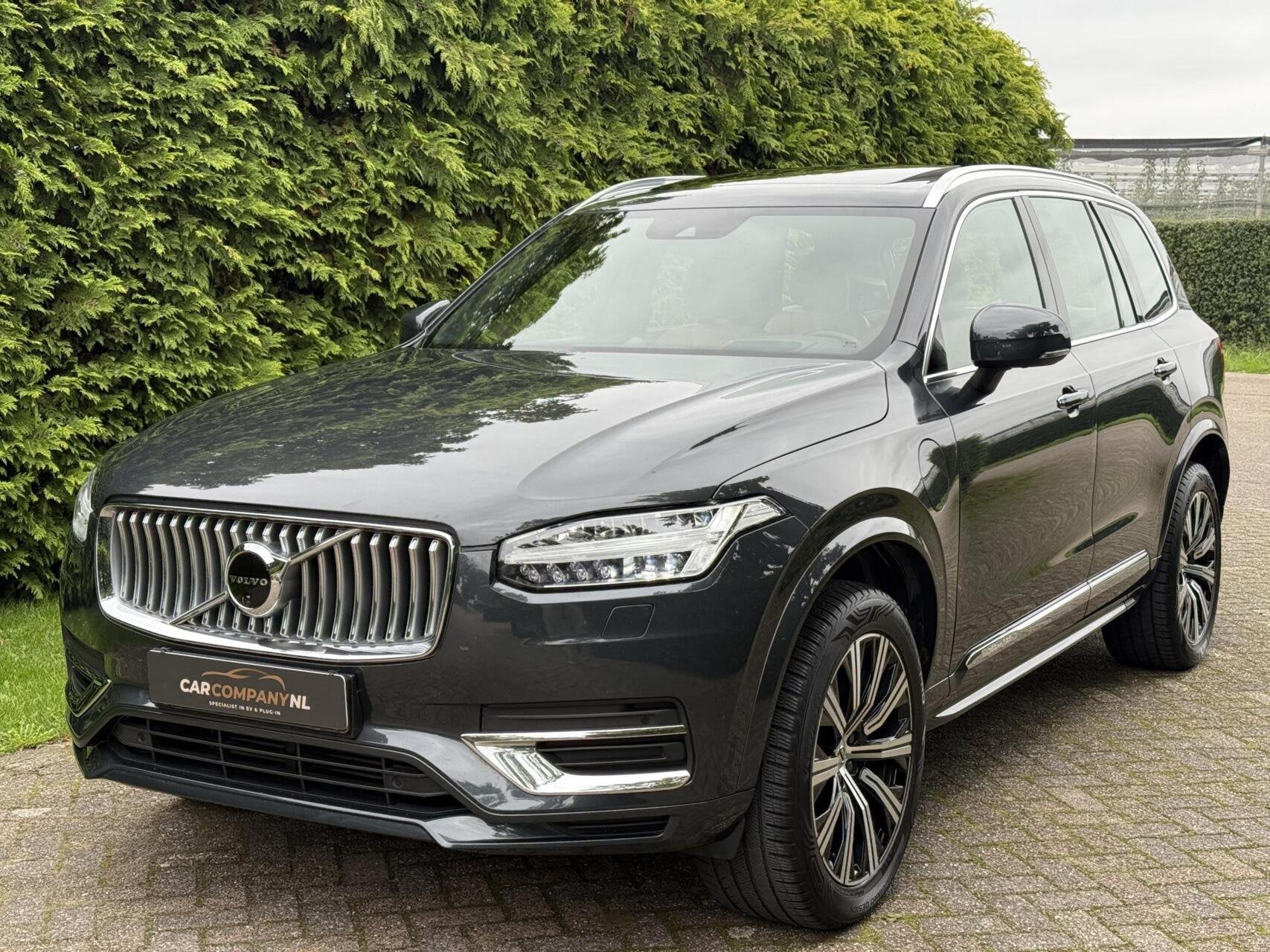 Volvo XC90 2.0 T8 Inscription Exclusive AWD| Full Options, Gebruikt, Euro 6, 4 cilinders, 7 stoelen