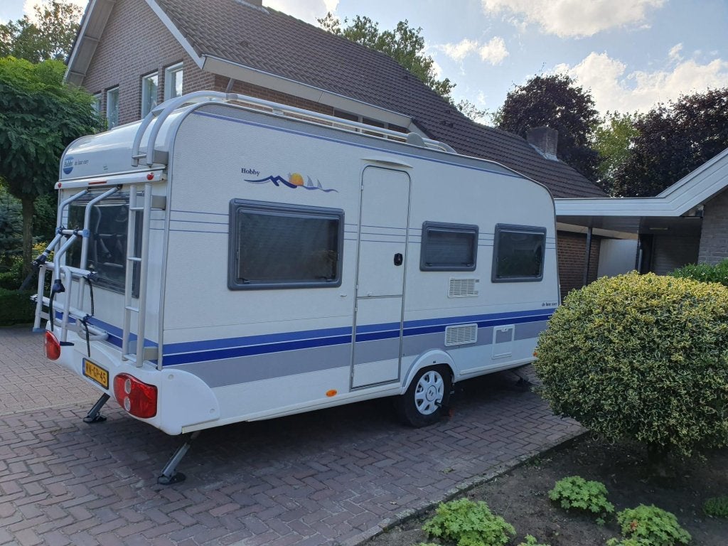 Hobby De luxe Easy 450 UF (1067429), Caravans en Kamperen, Hobby, 750 - 1000 kg, Particulier, Tot en met 4
