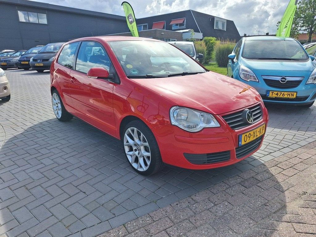 Volkswagen Polo 1.4-16V Optive / Zeer nette auto / APK maart, Auto's, Voorwielaandrijving, 4 cilinders, Elektrische ramen, Bedrijf