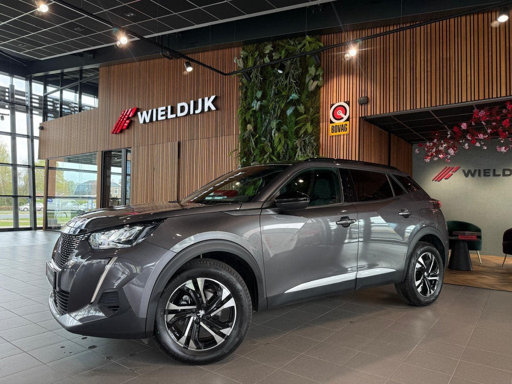 Peugeot 2008 1.2 PureTech 130 Allure 360 camera keyless, Gebruikt, Euro 6, 1199 cc, Parkeersensor