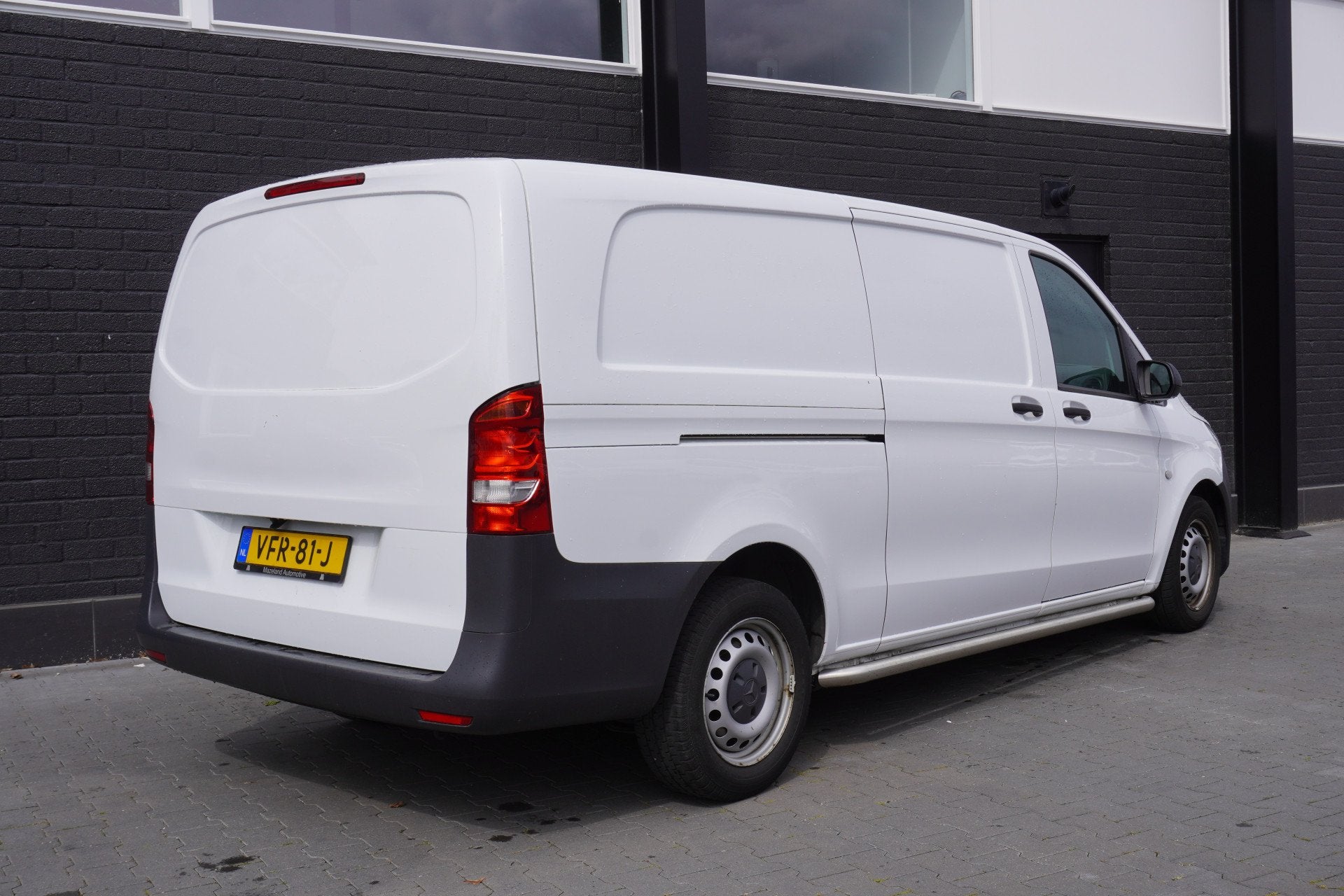 Mercedes-Benz Vito 110 CDI XL EURO 6 - Airco - Camera - €1, Voorwielaandrijving, Gebruikt, 4 cilinders, Wit