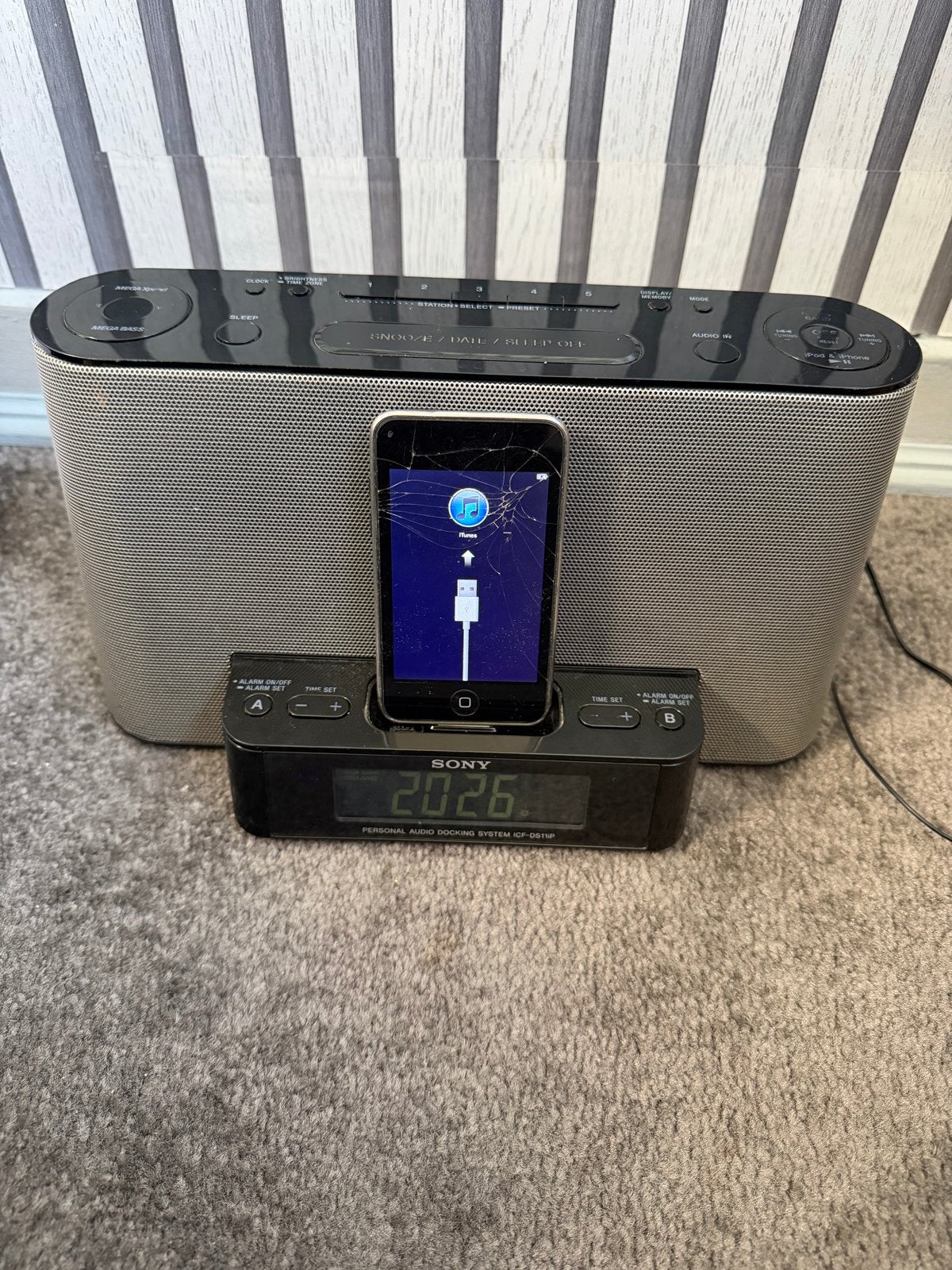 Philips DC291/12 Dockingstation met iPod/iPhone, Philips, Gebruikt, Tuner of Radio, Draagbaar
